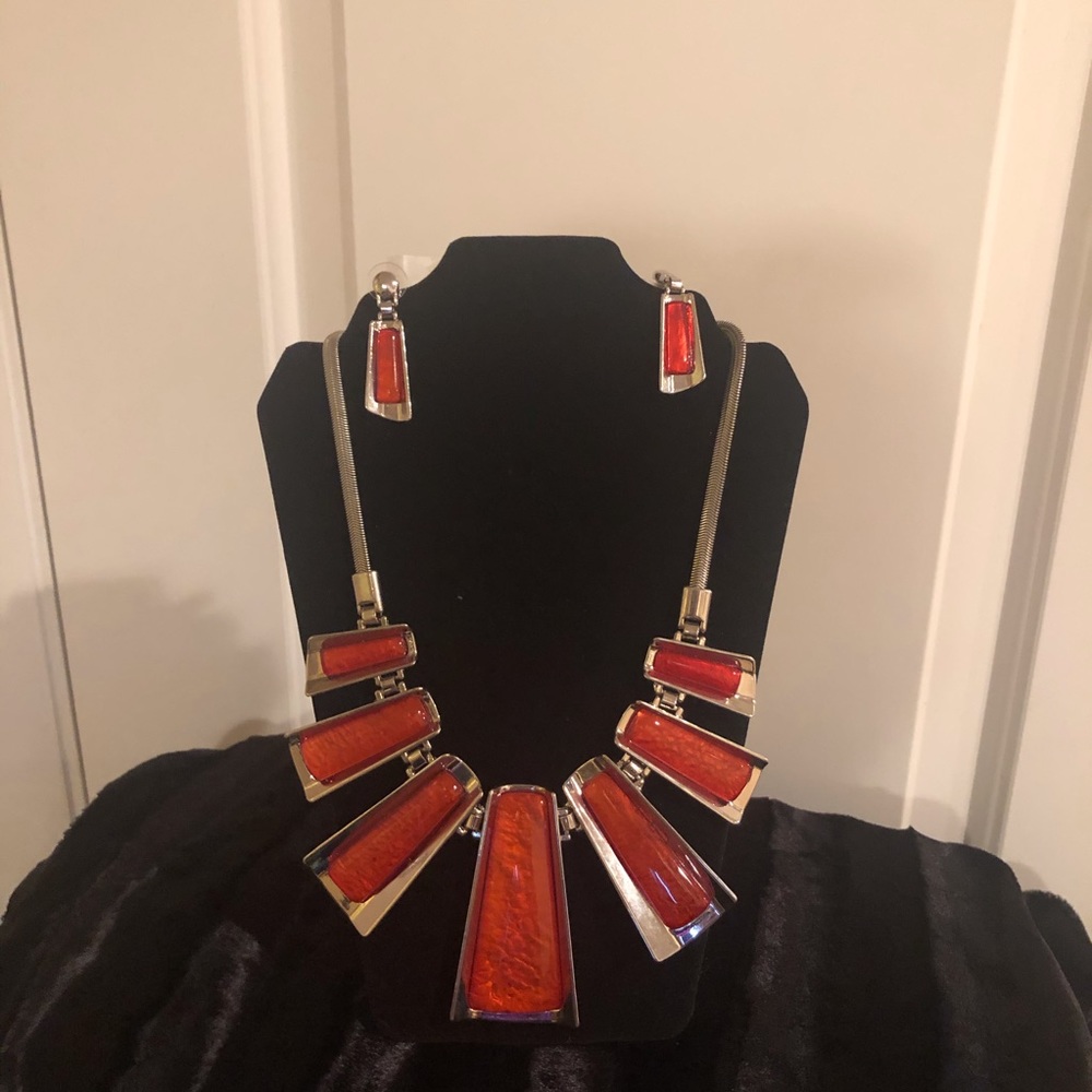 Geometric Chunky Statement Necklace Set